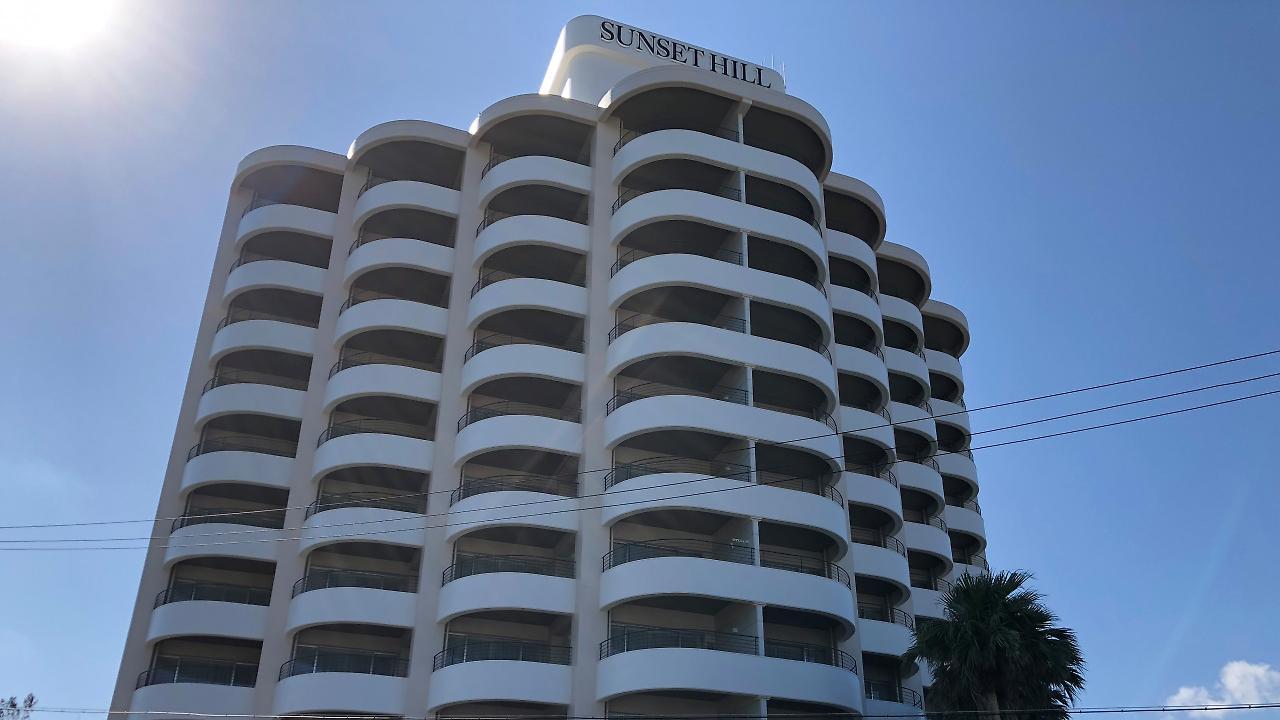 Hotel Sunset Hill Onna Buitenkant foto
